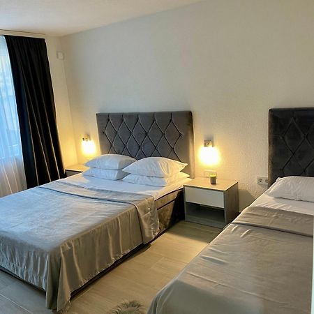Anet Apartman Visoko Eksteriør bilde